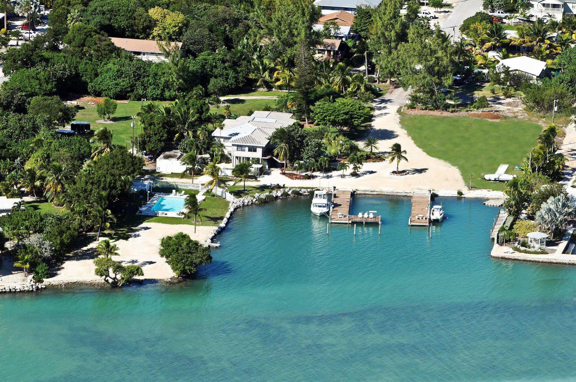 Seascape Resort & Marina Marathon Bagian luar foto